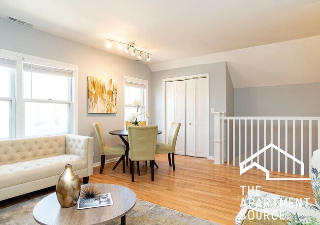 Photo - 3729 N Clifton Ave Apartment