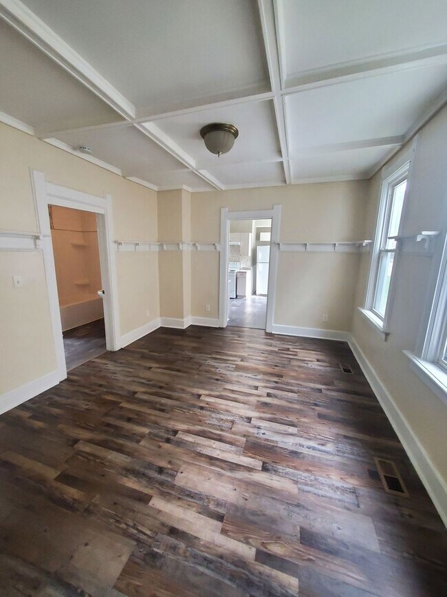 Building Photo - 2224-2226 N Holton St. (Duplex)