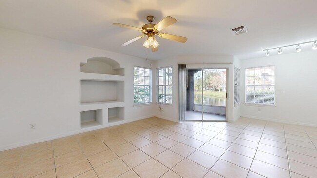 Interior Photo - Arbors at Lee Vista