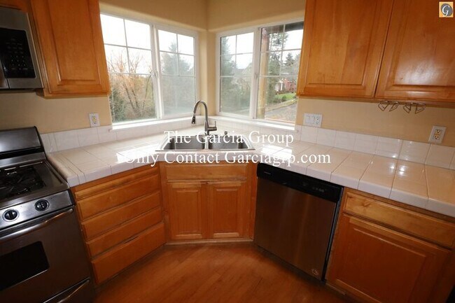 Foto del edificio - 3212 Wild Rose Loop