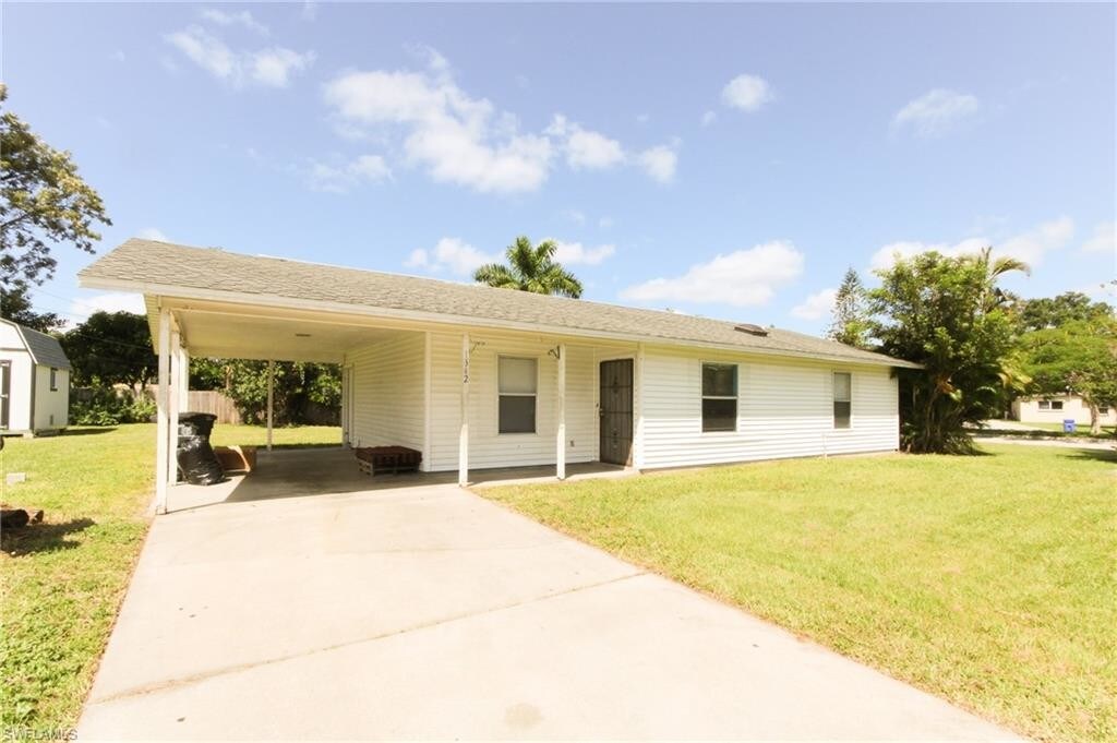 1342 Veronica S Shoemaker Blvd, Fort Myers, FL 33916 House Rental in