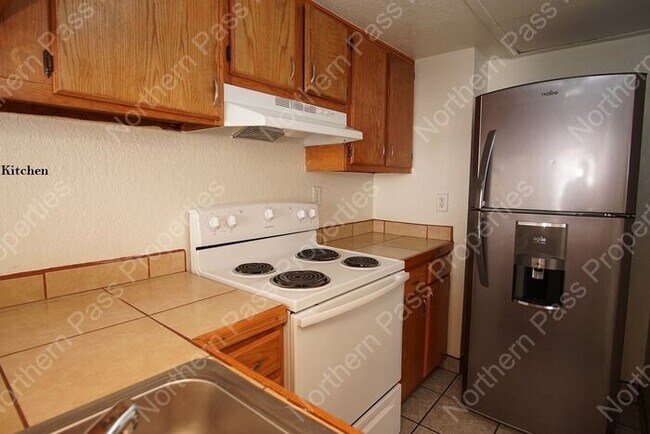 Foto del edificio - 1 Month Free Rent! Cozy 2 Bedroom Apartment