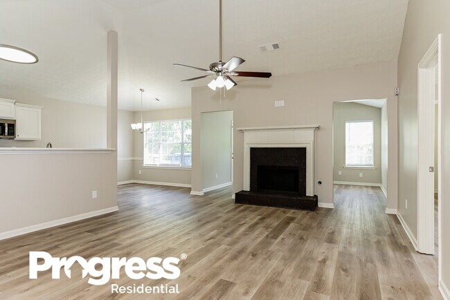 Building Photo - 1825 Courtyard Ln