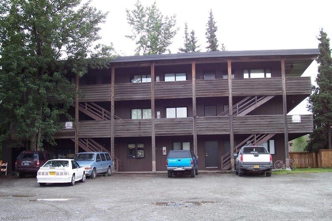 Building Photo - 3610 E 42nd Cir
