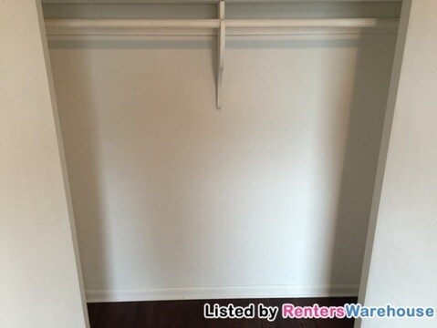 Building Photo - Available now - 4 bed 2 bath home in Richfield!