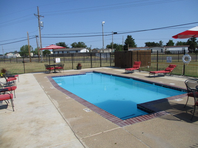 piscina - Amarillo Greentree Village