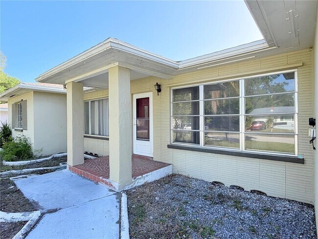 Building Photo - 309 Kerry Dr