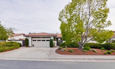 Building Photo - 8224 Claret Ct