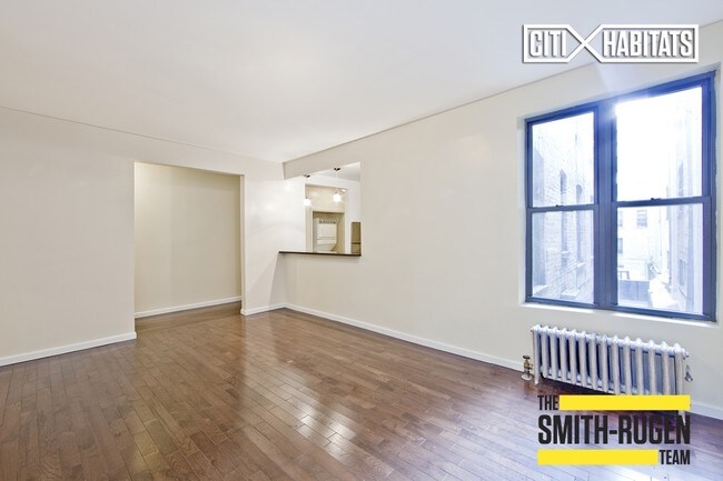 Foto del edificio - 4640 Broadway