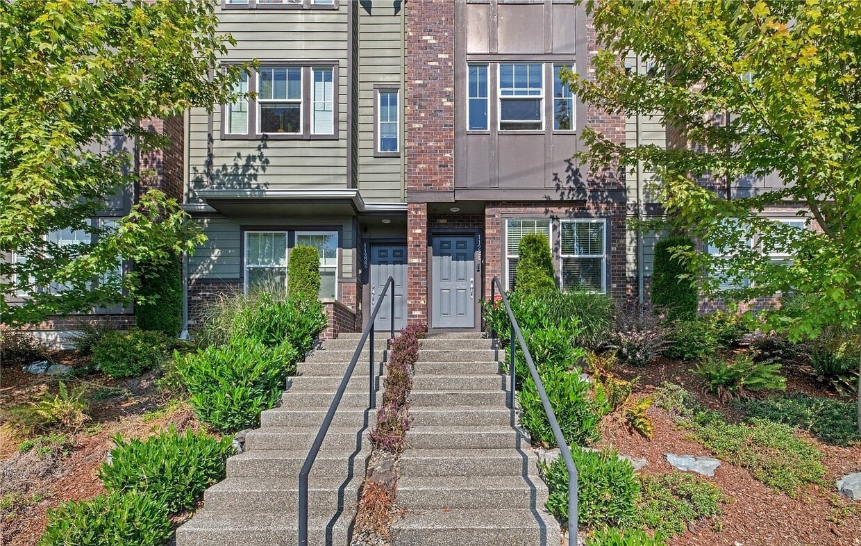 Primary Photo - 11224 19th Dr SE