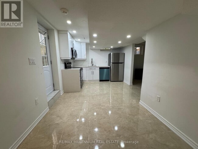 Building Photo - 1427 Duval Dr