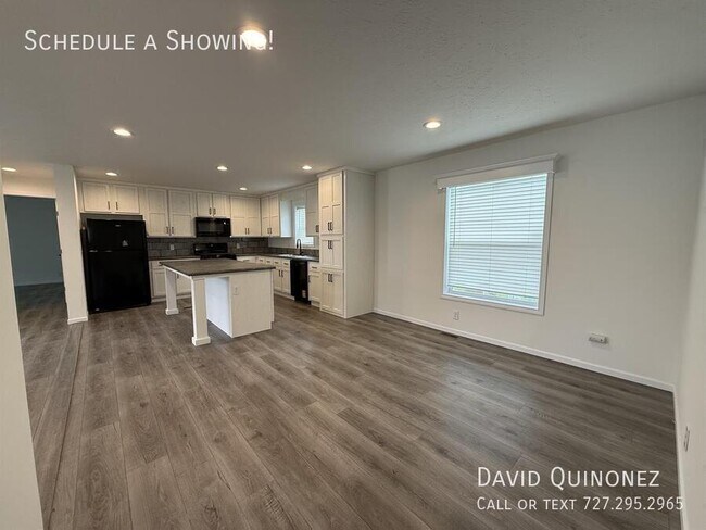 Foto del edificio - 6249 Roosevelt-