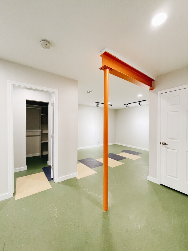 Foto del edificio - 15316 American Way