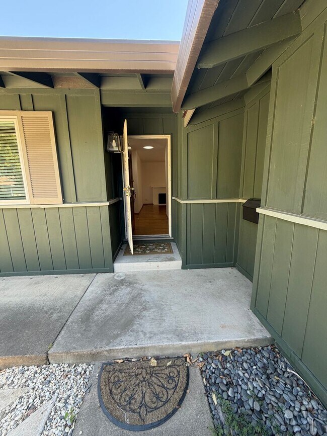 Photo - 3 Bedroom | 2 Bathroom | Single Family Home