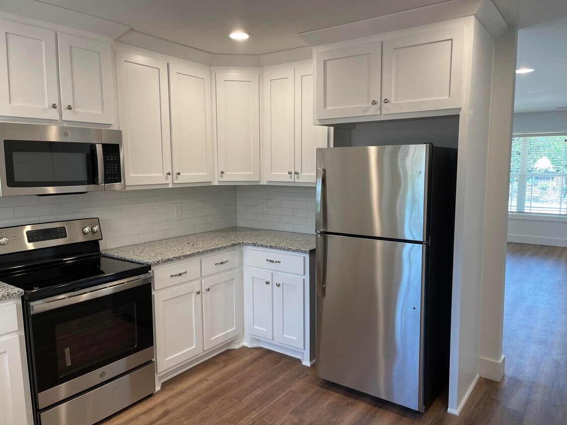 Foto principal - 102 Richard Brown Rd
