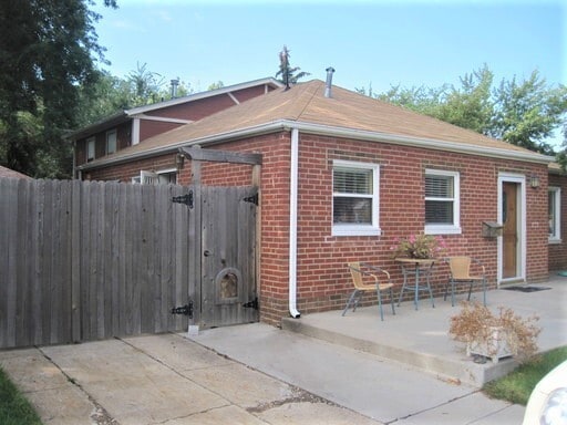 Perfect locale 3 Bed/2Bath Single Family H... - Perfect locale 3 Bed/2Bath Single Family H... House