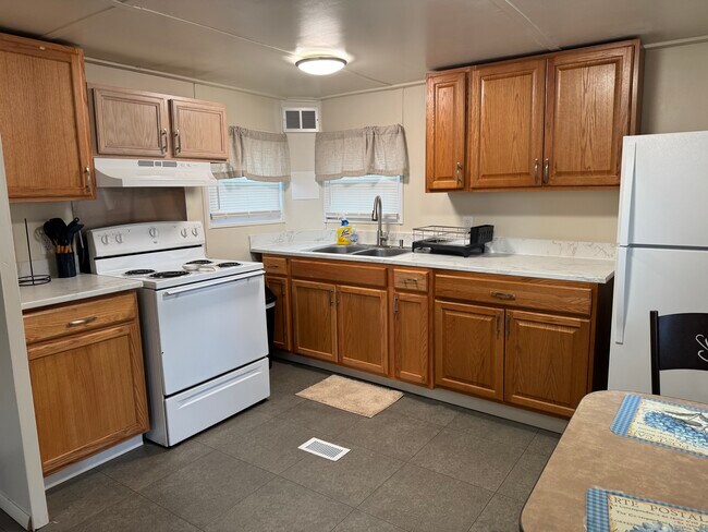 Foto del edificio - 60 Kraman Ln