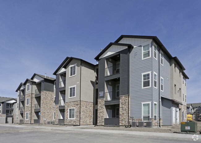 Parc on 5th Apartments & Townhomes Apartments - American Fork, UT ...