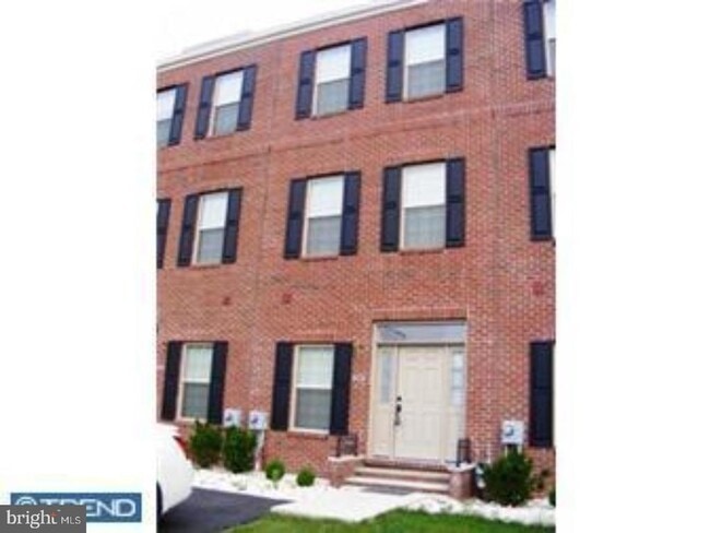 Foto del edificio - 2734 Tilton St