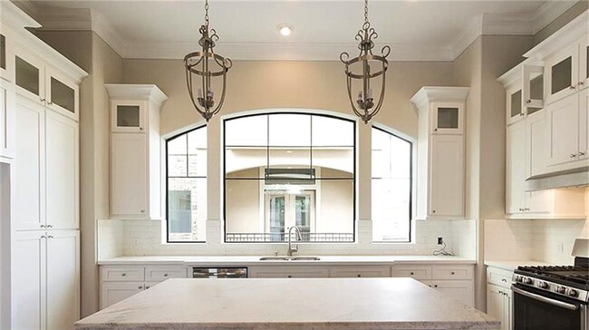 Foto del edificio - 4615 Crawford St