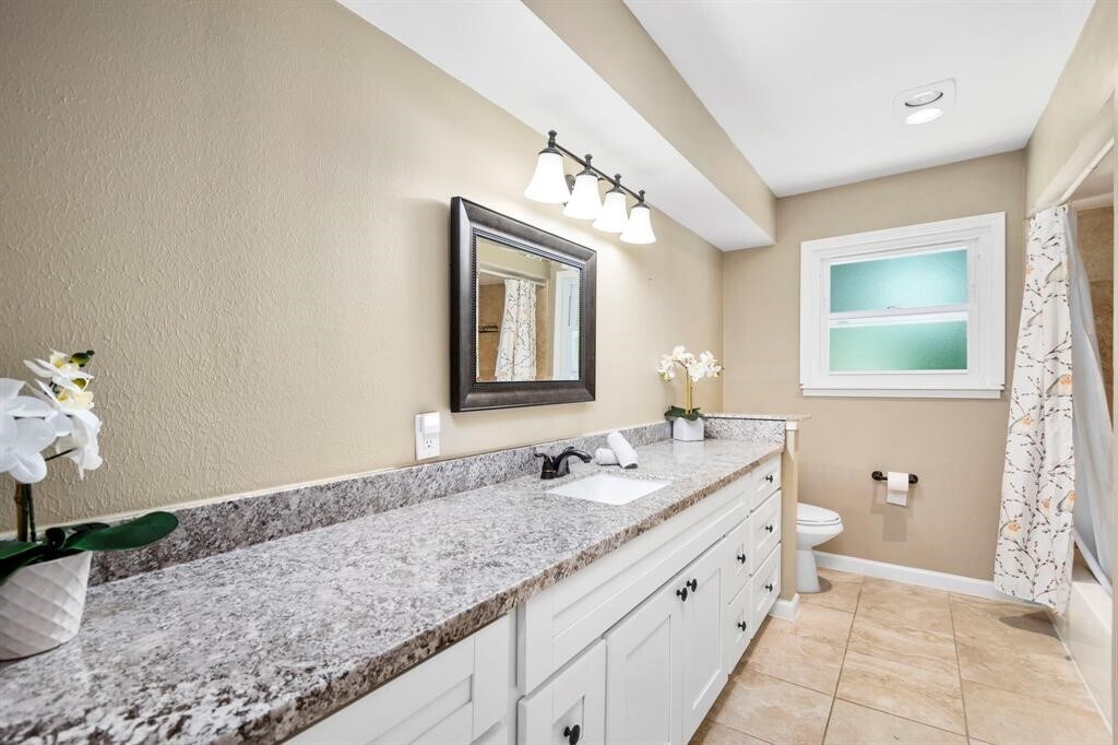 Foto del edificio - 22011 Kenchester Dr