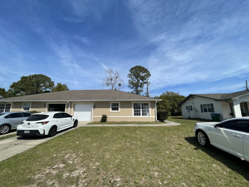 112 Lullwater St Unit B, Deltona, FL 32725 Room for Rent in Deltona