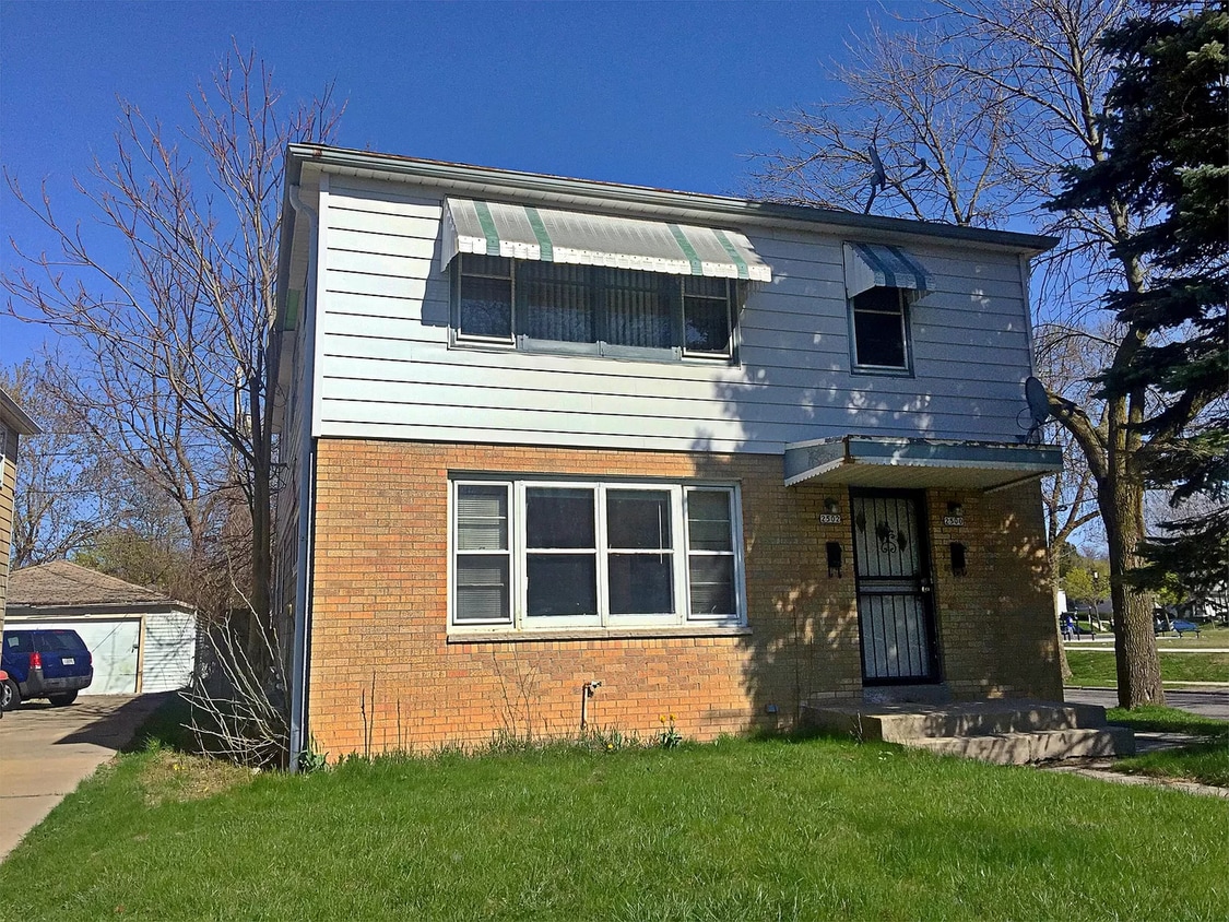 Foto principal - 2500-2502 N 56th St