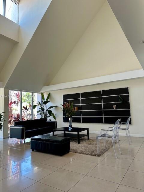 Foto del edificio - 120 Lakeview Dr