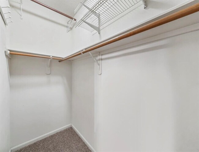 Foto del edificio - 3703 Ashford Villa Ln