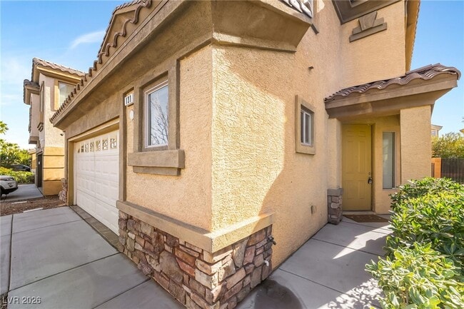 Building Photo - 131 Water Hazard Ln