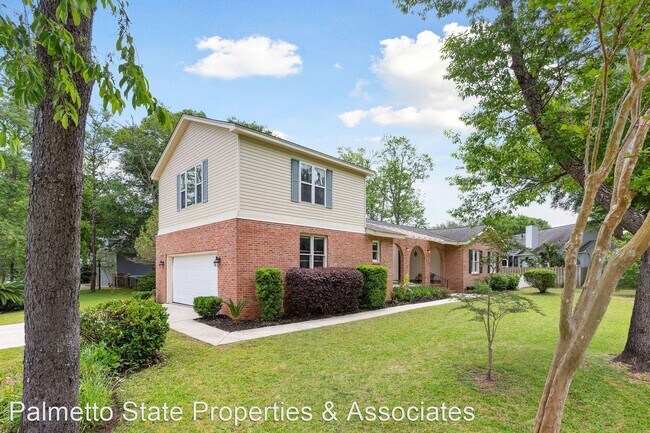 Building Photo - 4 br, 3.5 bath House - 8 Held Circle