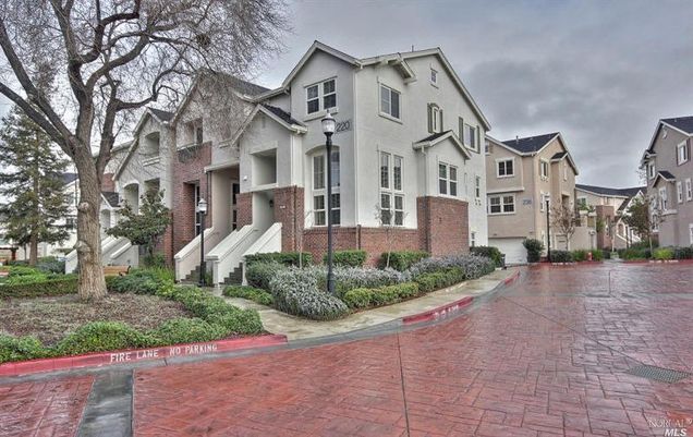 Primary Photo - 220 Wood Street, #601