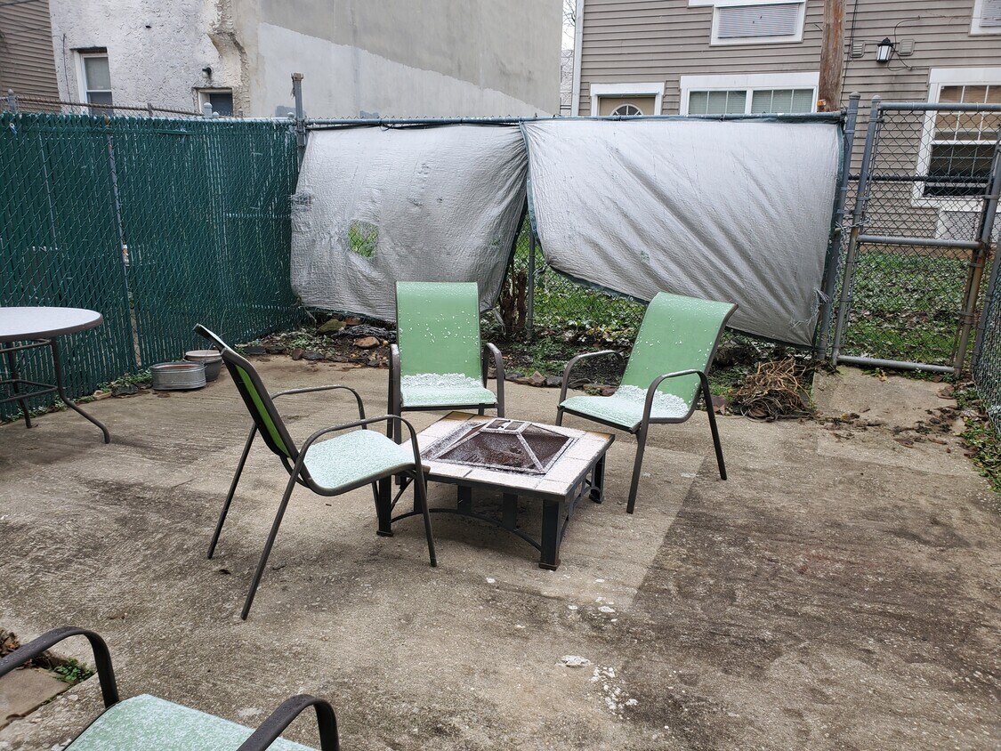 Foto principal - 1716 W Page St