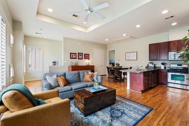 Building Photo - 3908 Center St