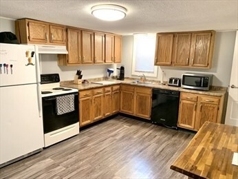 Foto del edificio - 1494 Concord St