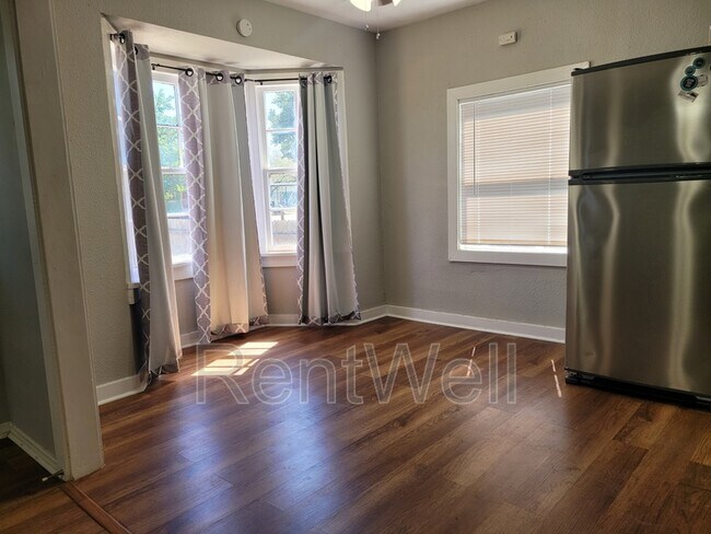 Foto del edificio - 2602 Amherst St