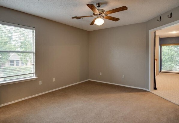 Foto del edificio - 1032 Sugarberry Ln