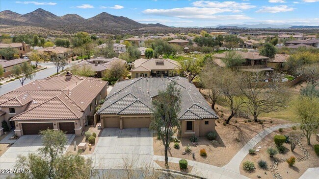 Foto del edificio - 2025 W Calle Del Sol