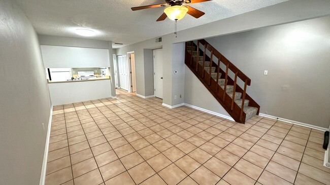 Building Photo - 803 Timbers Ct