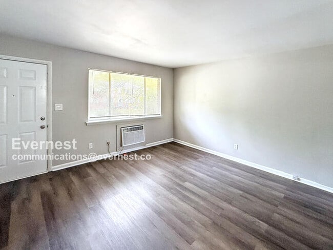 Building Photo - 7738 Rugby Ave