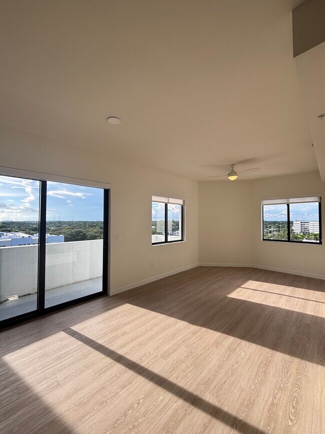 Foto del edificio - 19550 NE 26th Ave