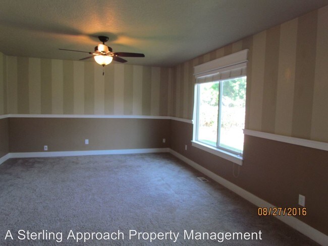 Building Photo - 11438 W Jennie Lakes St