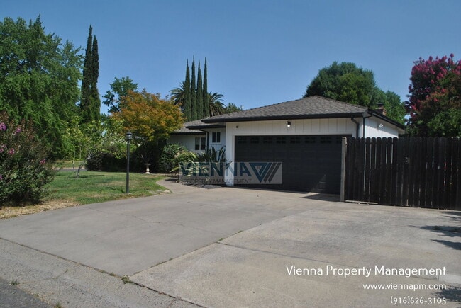 Photo - 2913 Kerria Way House