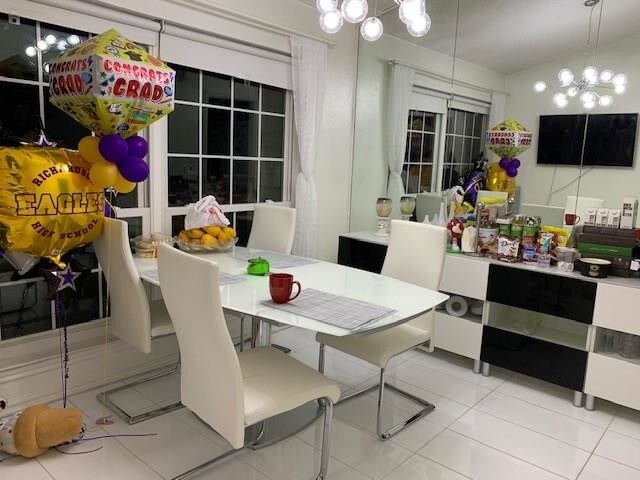 Foto del edificio - 6315 Campbell Rd