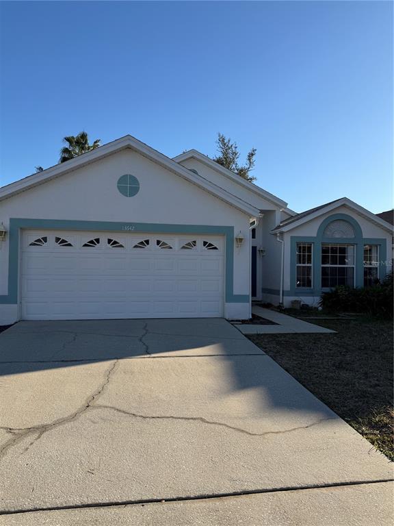 Foto del edificio - 13642 Emeraldview Dr