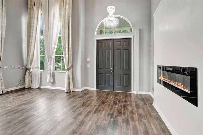 Foto del edificio - 4916 SW 162nd Ave