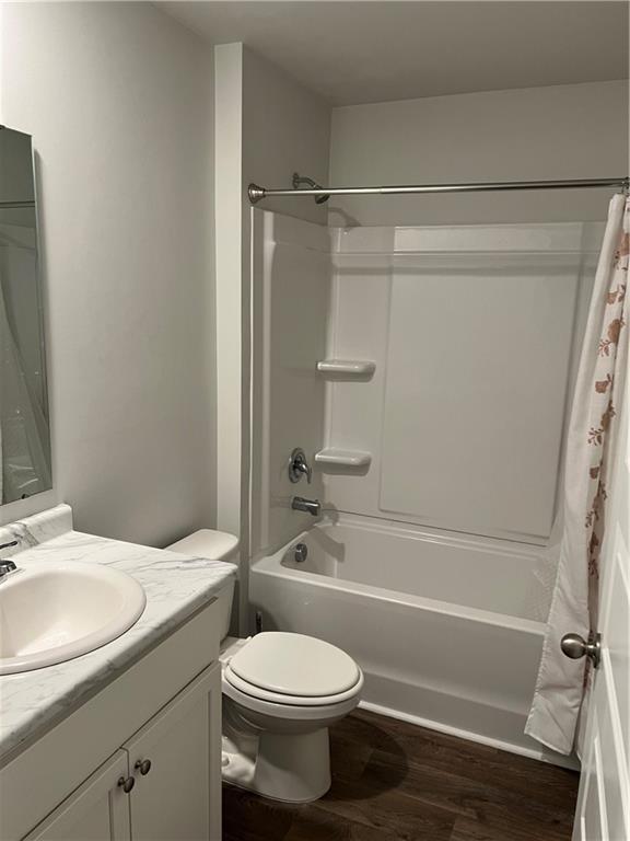 Foto del edificio - 200 Elizabeth Dr