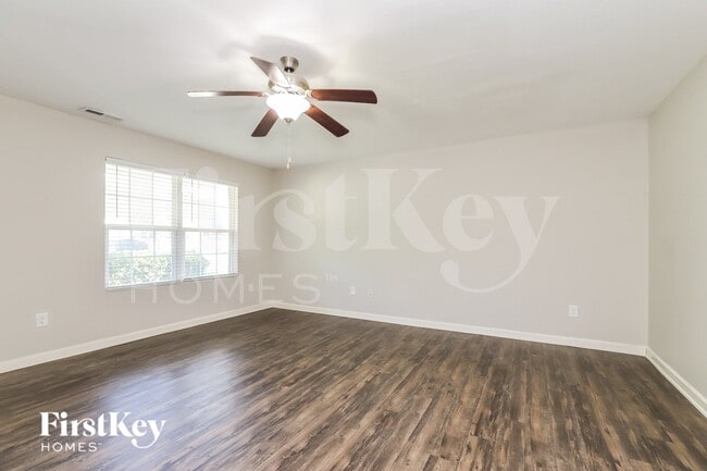 Foto del edificio - 2202 Matthew Oaks Ct