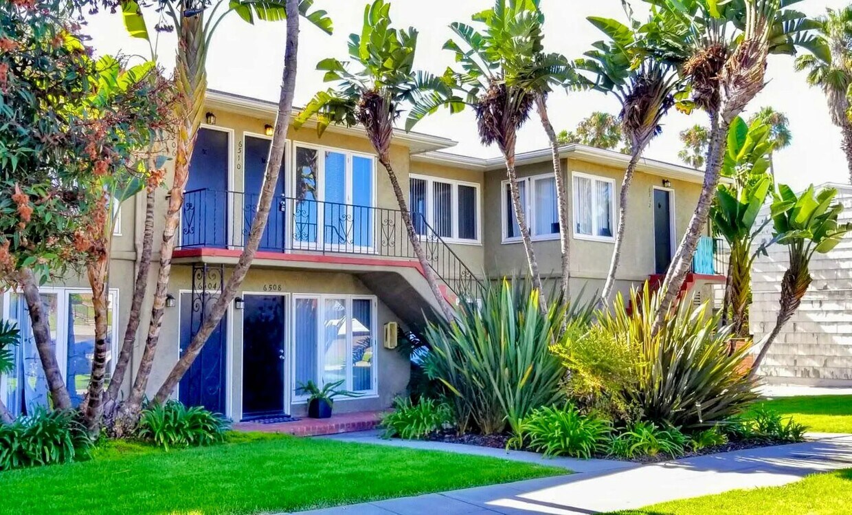 Foto principal - 2BR Apartment Steps from Windansea Beach