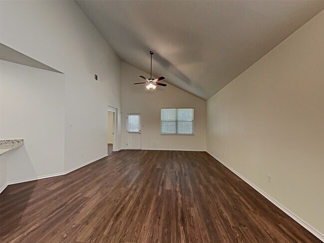 Foto del edificio - 18057 Atwood Mill Dr